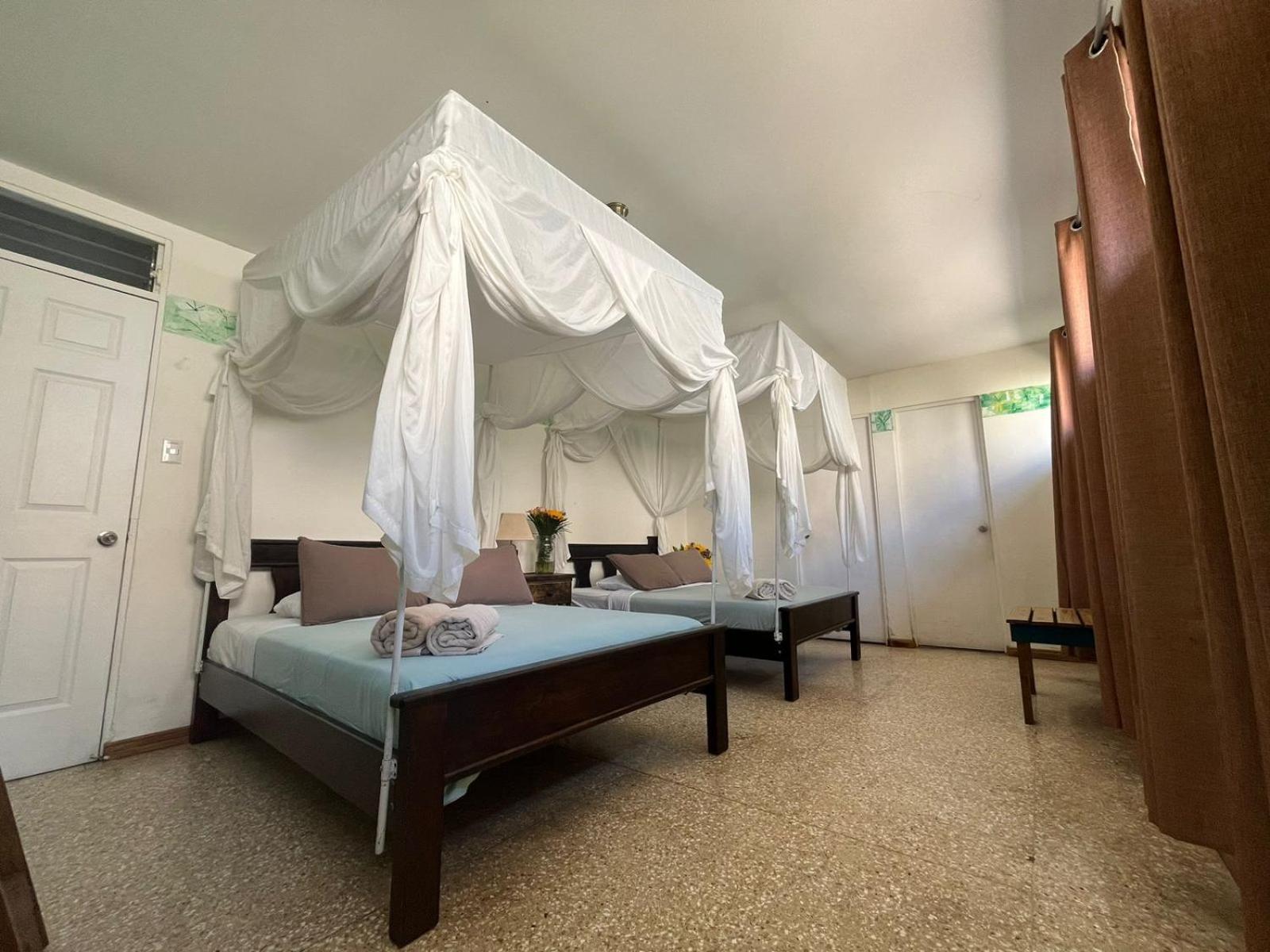 Lost In San Jose Hotel & Hostel Bagian luar foto